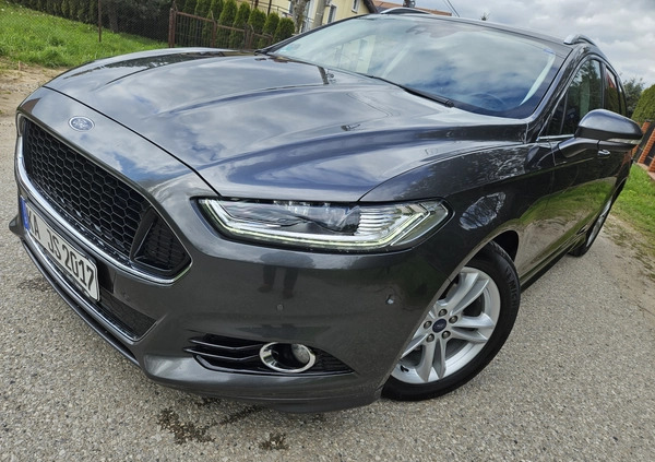 Ford Mondeo cena 56900 przebieg: 240000, rok produkcji 2015 z Sulejówek małe 781